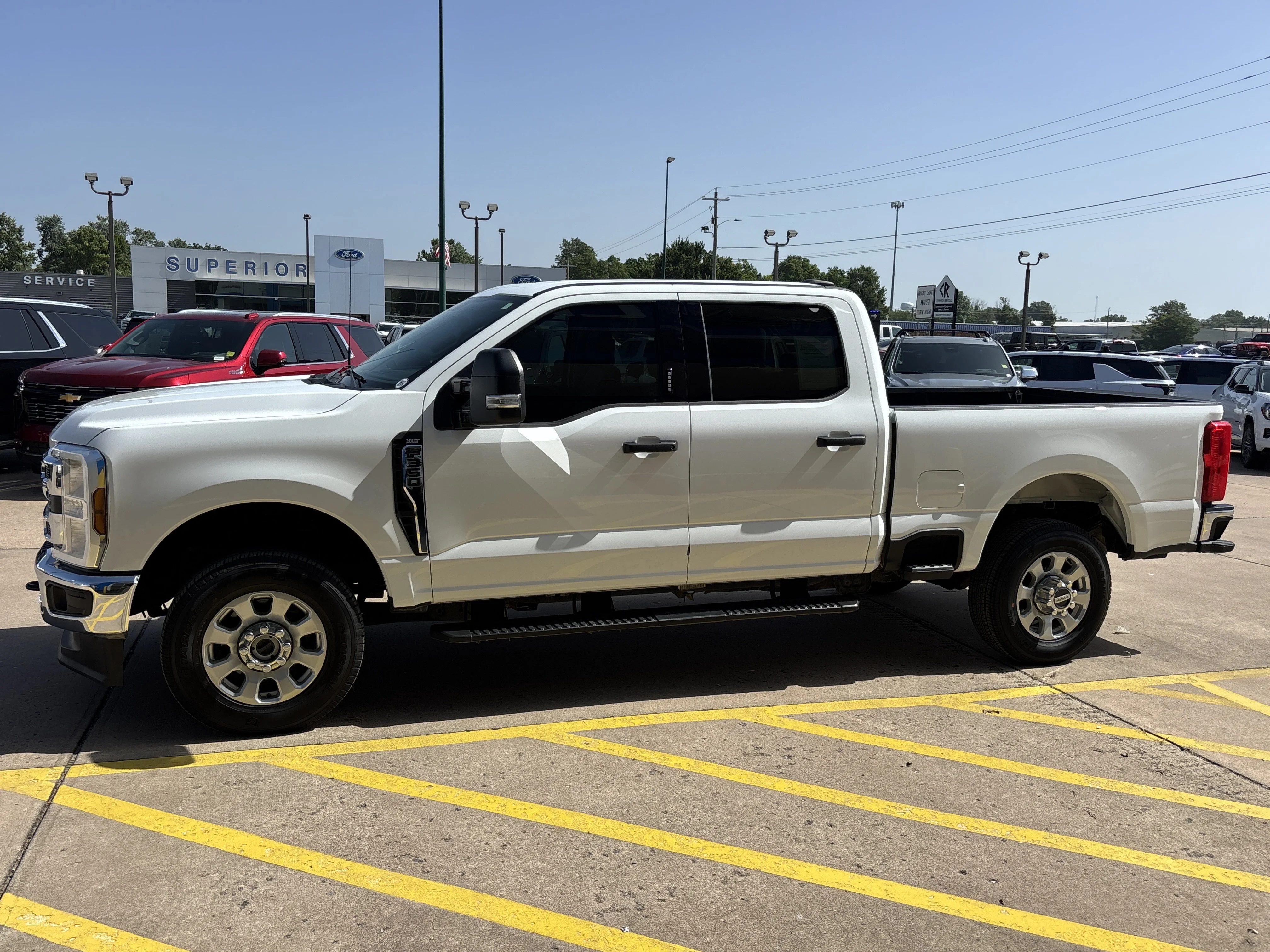 2024 Ford F-350 Super Duty XLT - Photo 9
