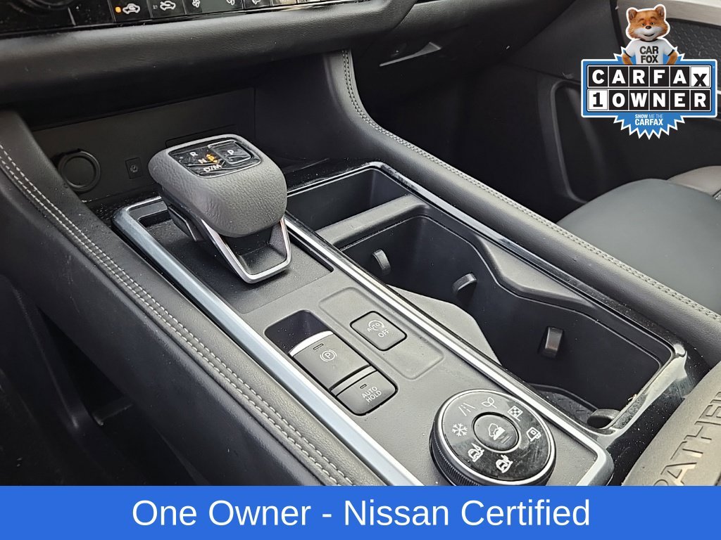 Used 2024 White Nissan Platinum image 19