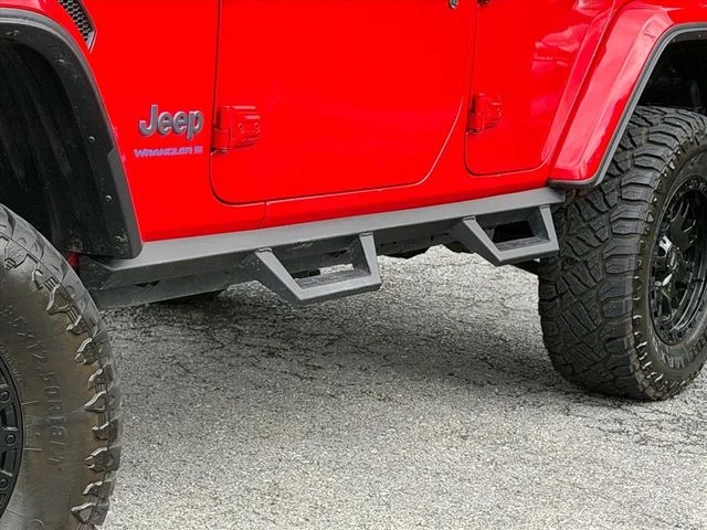 Used 2025 Red Jeep Sahara 4xe image 29