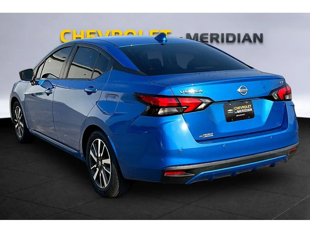 Used 2021 Blue Nissan SV image 2