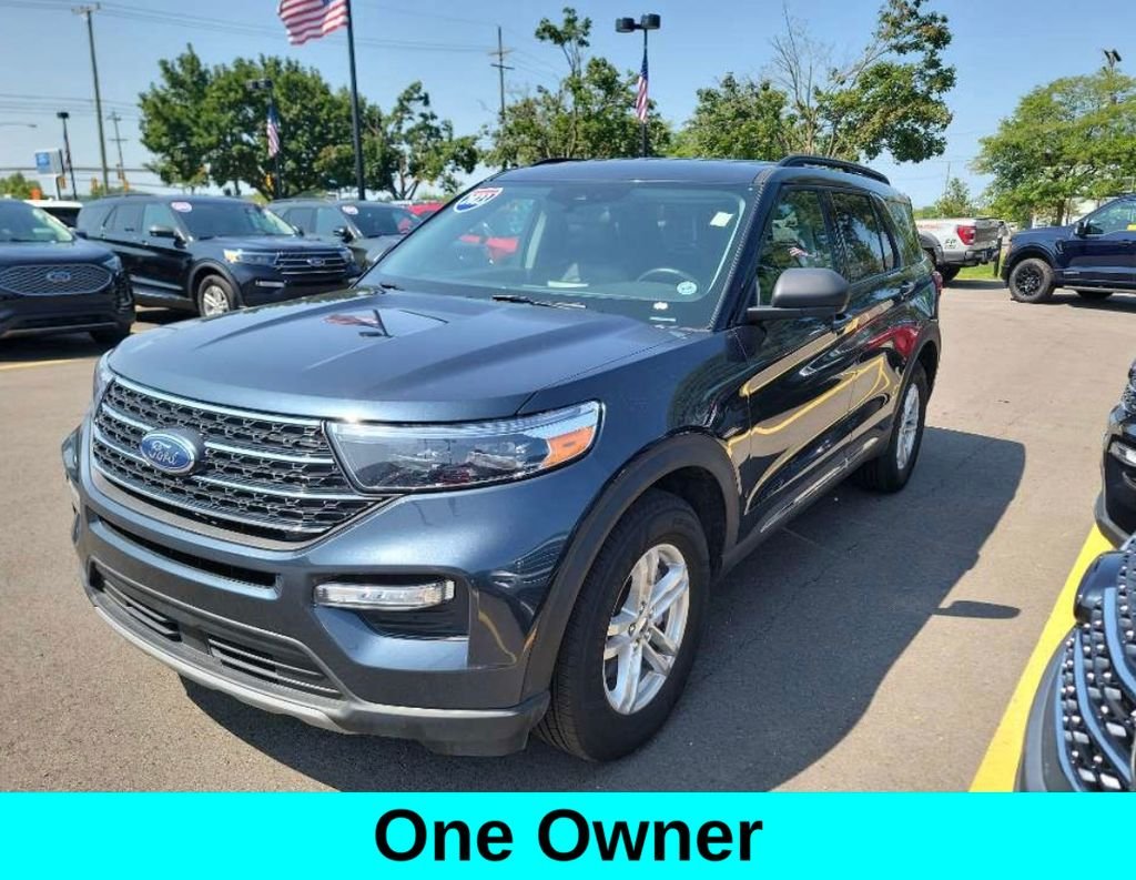 Used 2023 Blue Metallic Ford XLT image 1
