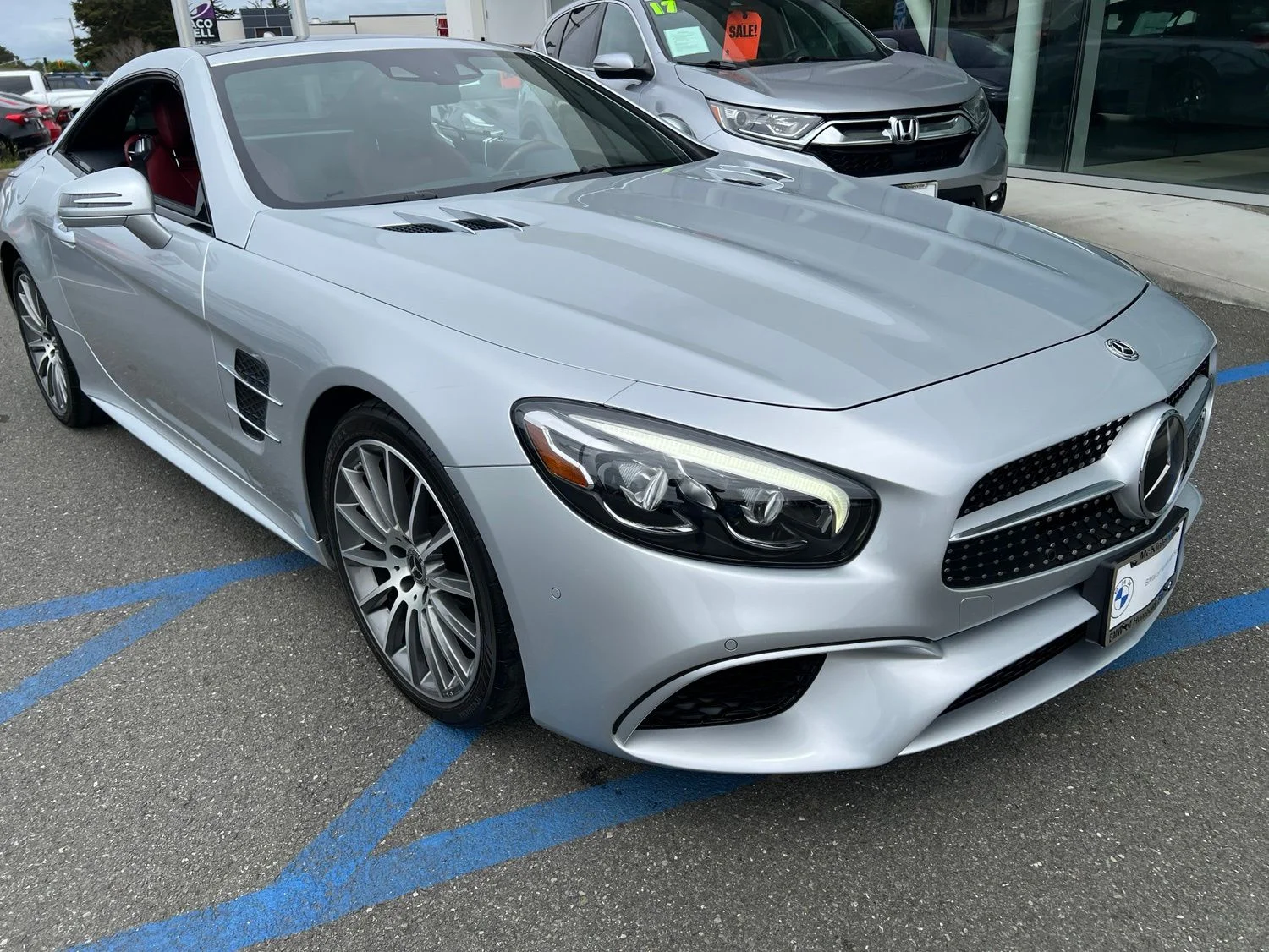 Used 2019 Silver Mercedes-Benz SL 550 image 8