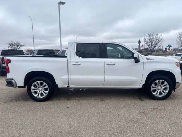 Used 2022 Chevrolet Silverado 1500 LTZ with VIN 2GCUDGED5N1517090 for sale in Rochester, Minnesota
