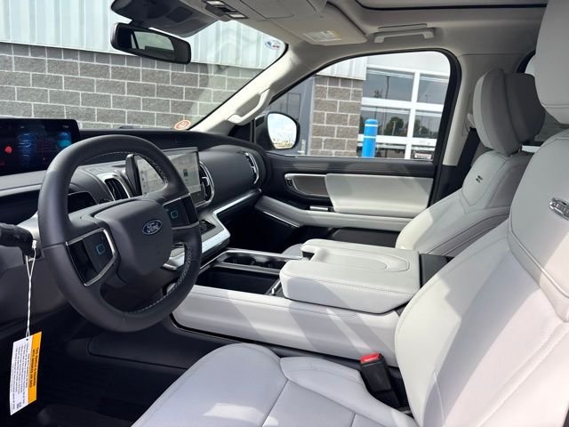 New 2026 Black Ford Platinum image 17