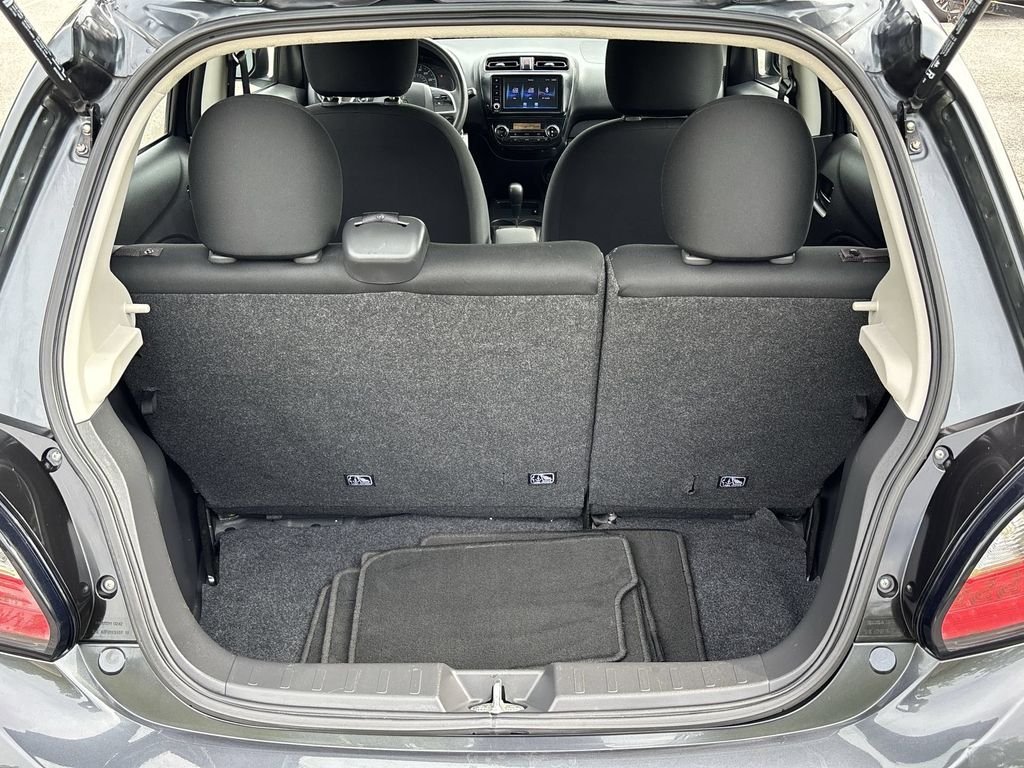 Used 2024  Mitsubishi  image 21