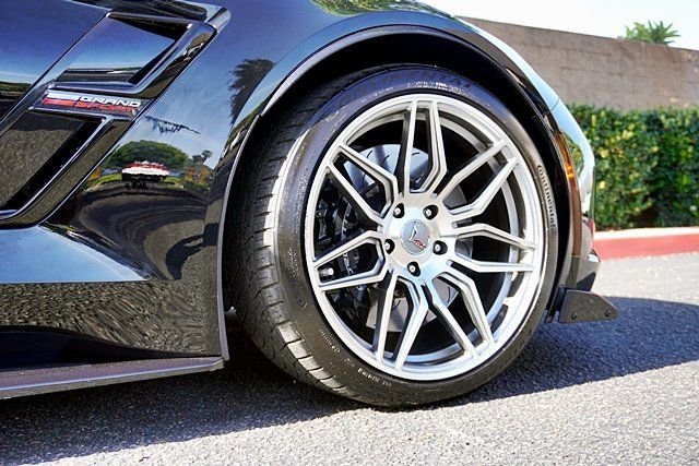 Used 2019 Black Chevrolet Grand Sport image 8