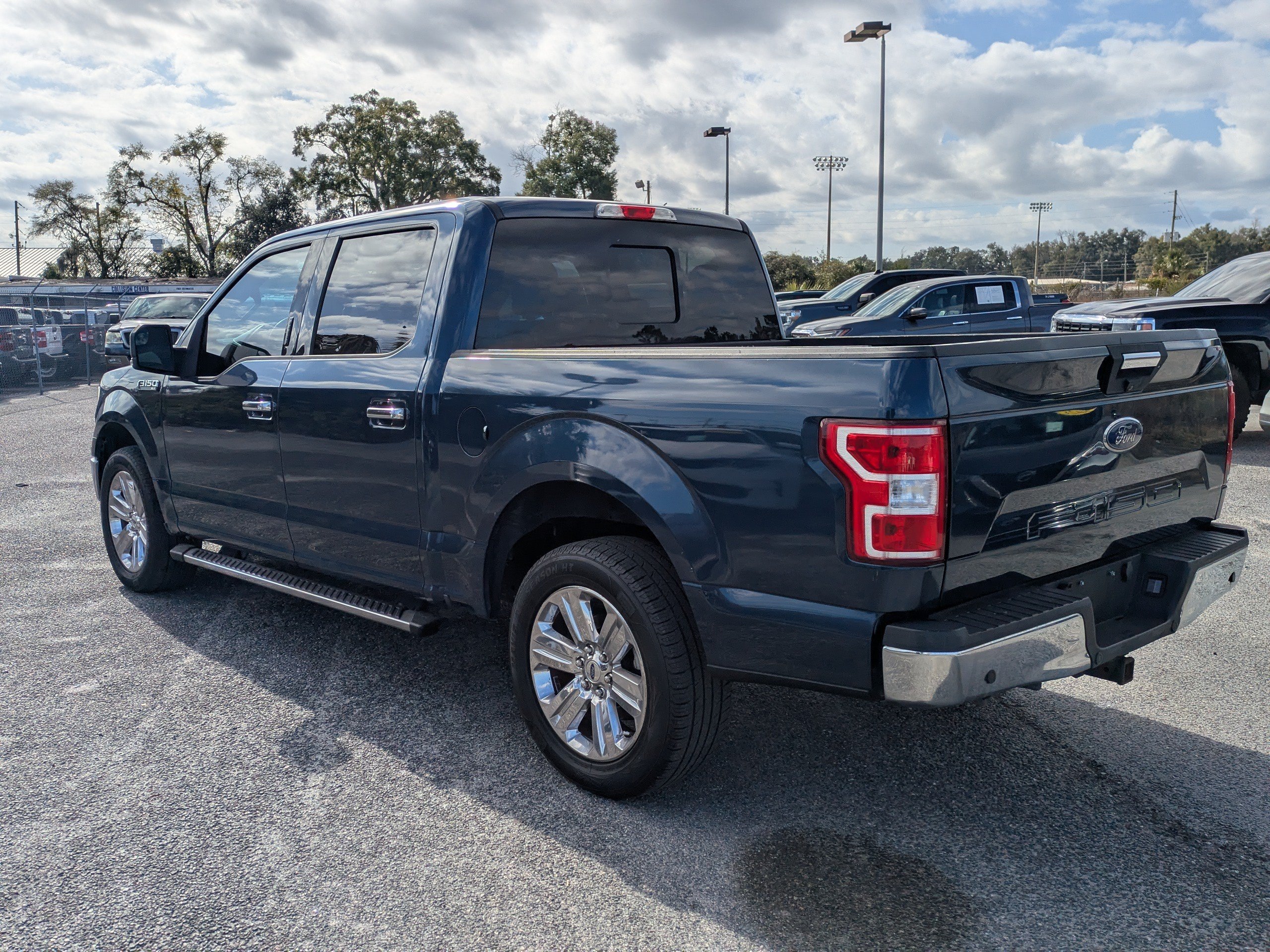 Used 2019 Blue Jeans Metallic Ford XLT image 6