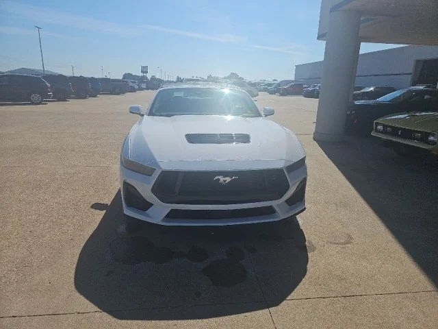 New 2026 Oxford White Ford GT Premium Convertible image 25