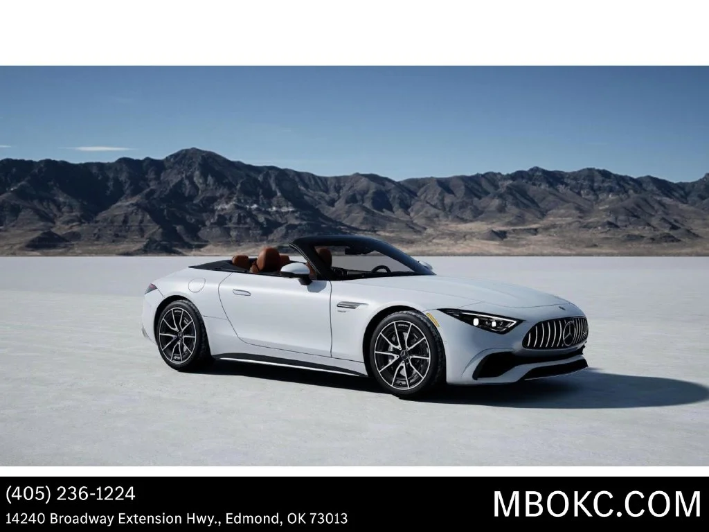 New 2027 MANUFAKTUR Moonlight White Metallic Mercedes-Benz AMG® SL 43 Roadster image 13