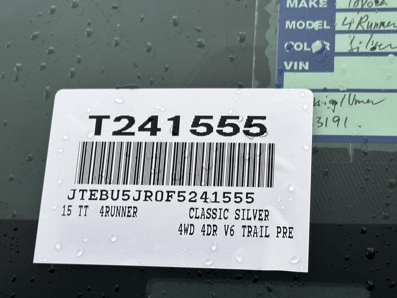 Used 2015 Classic Silver Metallic Toyota SR5 image 14