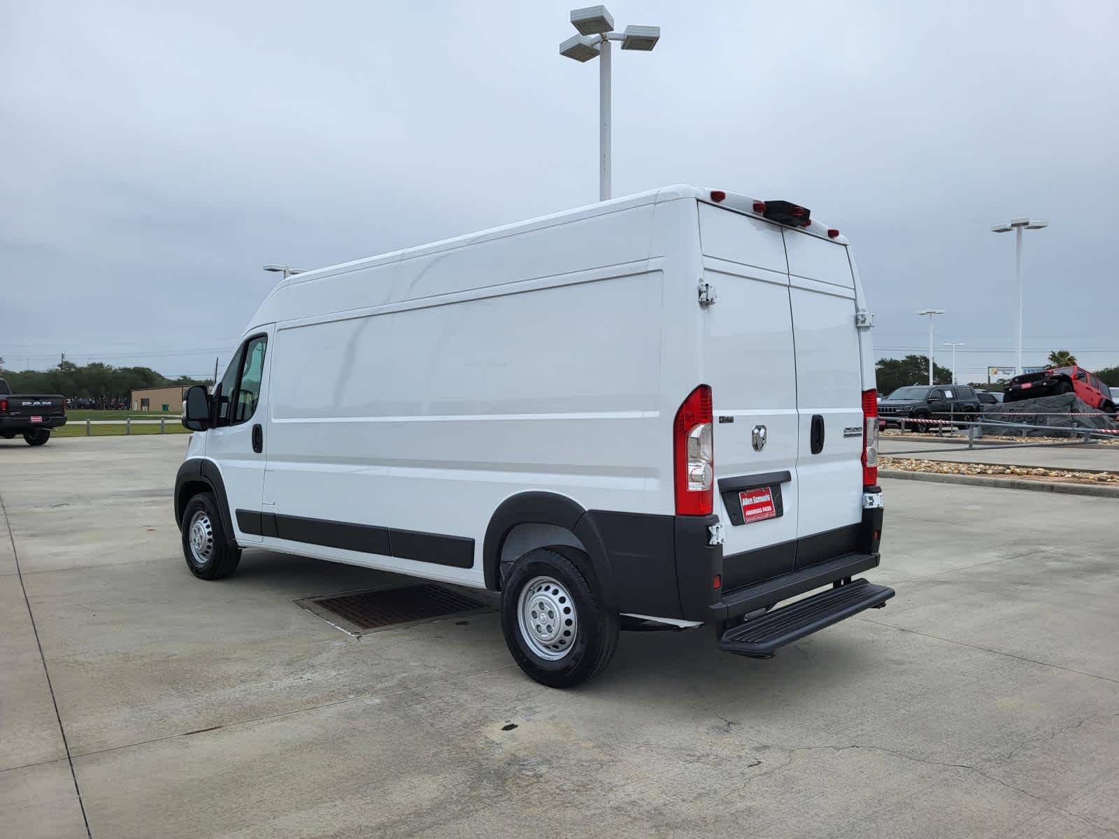 New 2026 Bright White Clear-Coat Exterior Paint RAM Tradesman image 3