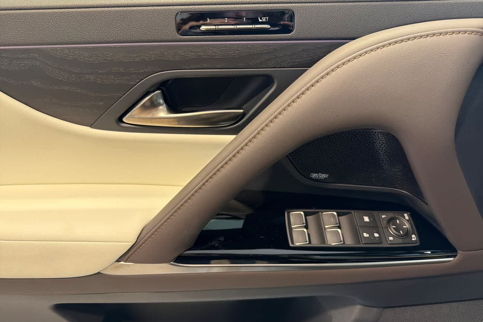 2026 Lexus LX 600 Luxury - Photo 12