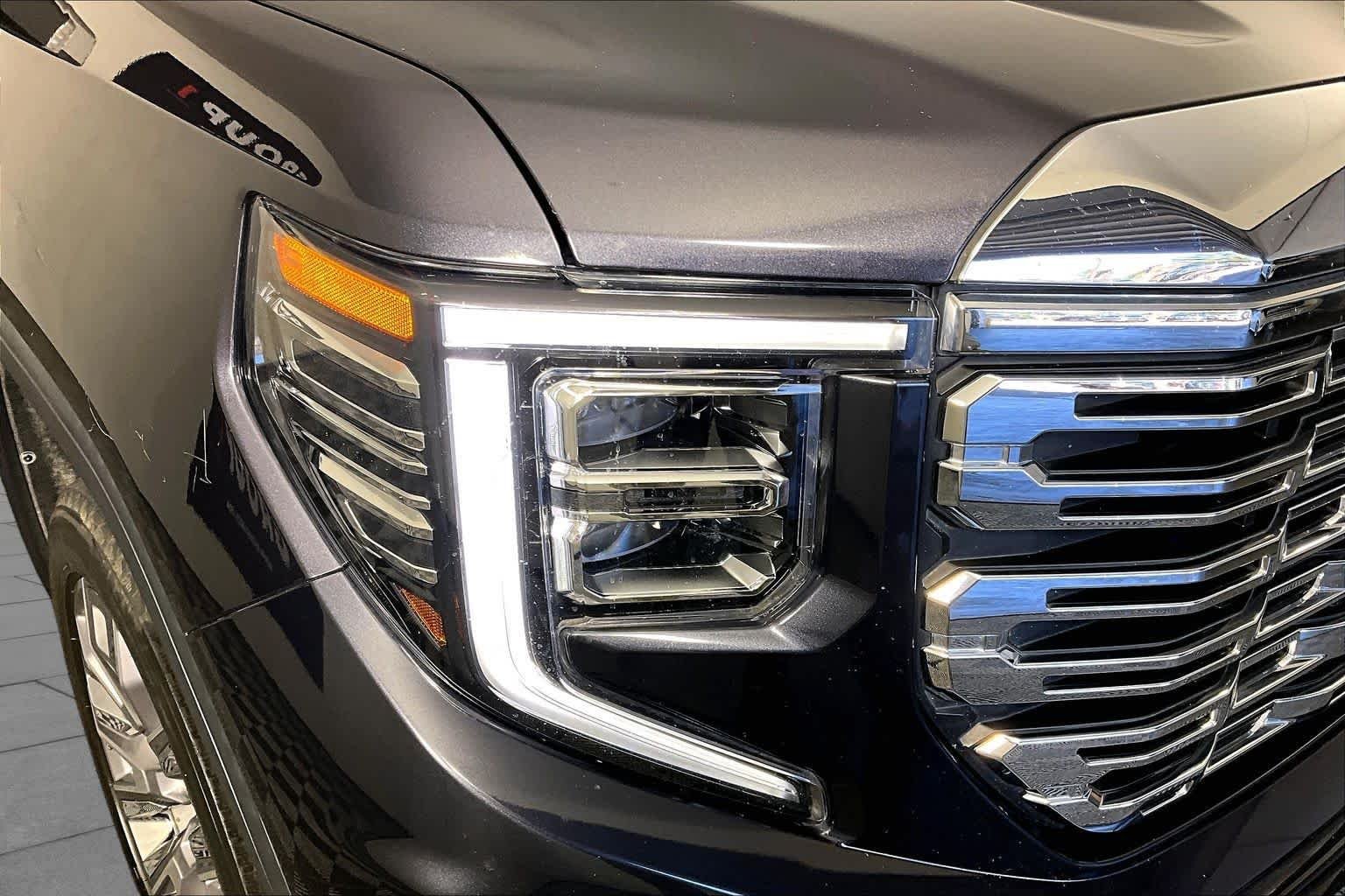 Used 2022 Titanium Rush Metallic GMC Denali image 27