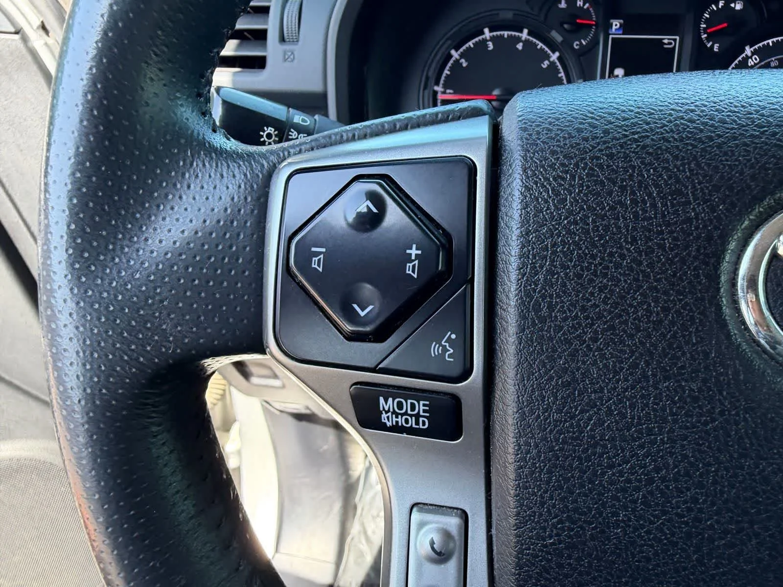 Used 2021 Classic Silver Metallic Toyota SR5 image 19