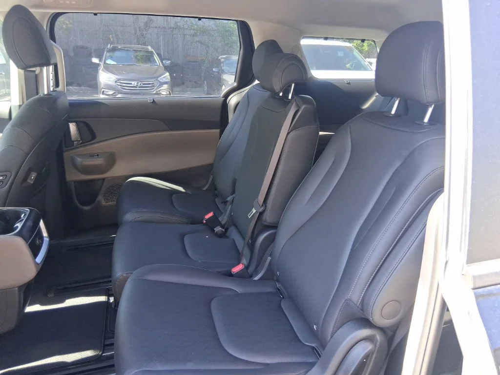 Used 2026 Black Kia EX image 17
