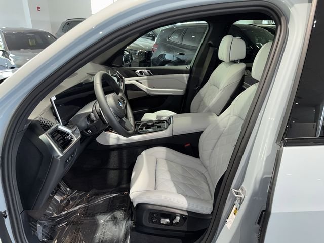 New 2026 Brooklyn Grey Metallic BMW sDrive40i image 15