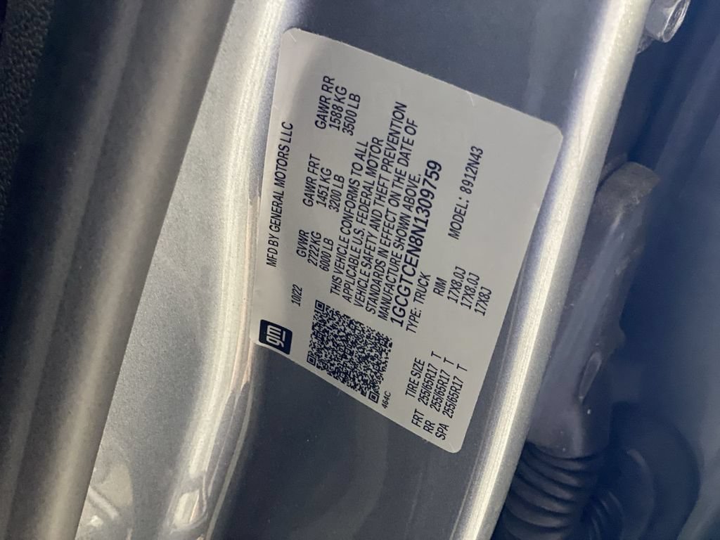 Used 2022 SATIN STEEL METALLIC Chevrolet 4WD LT image 20
