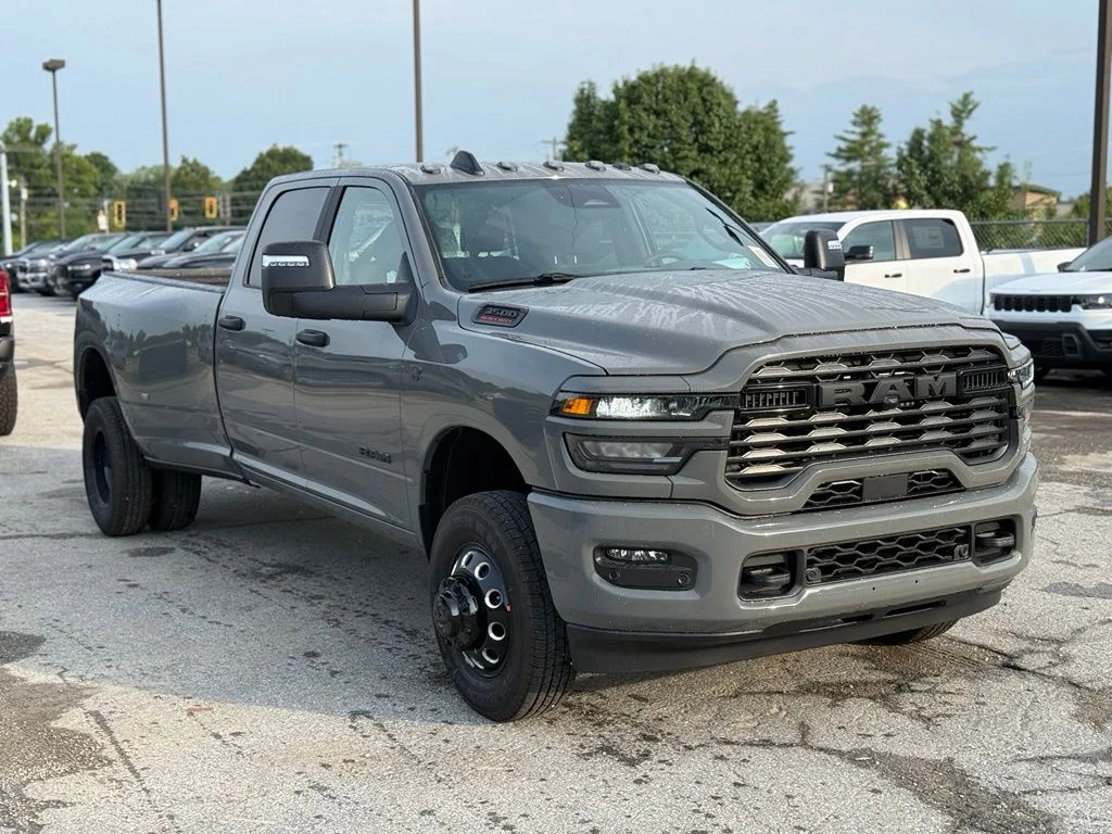 New 2027 Ceramic Gray Clearcoat RAM Big Horn image 4