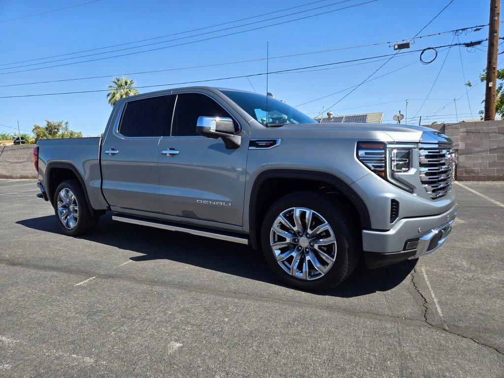 2024 GMC Sierra 4WD Crew Cab Short Box Denali's photo