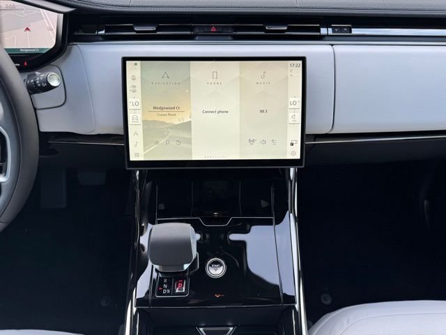 New 2026 Ostuni Pearl White LAND ROVER SE image 26