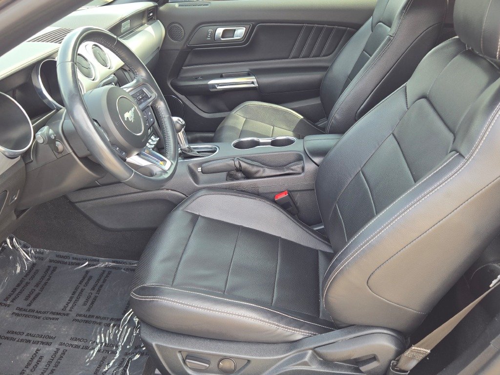 Used 2023  Ford EcoBoost Premium image 19
