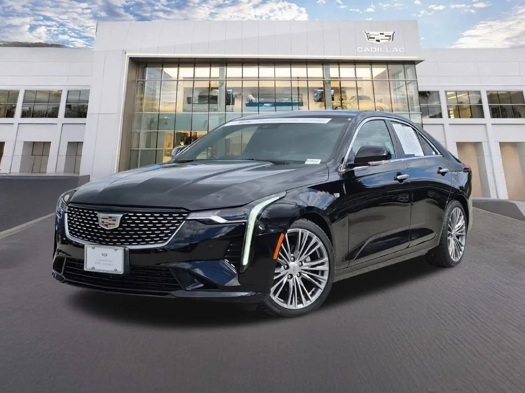 2023 Cadillac CT4
