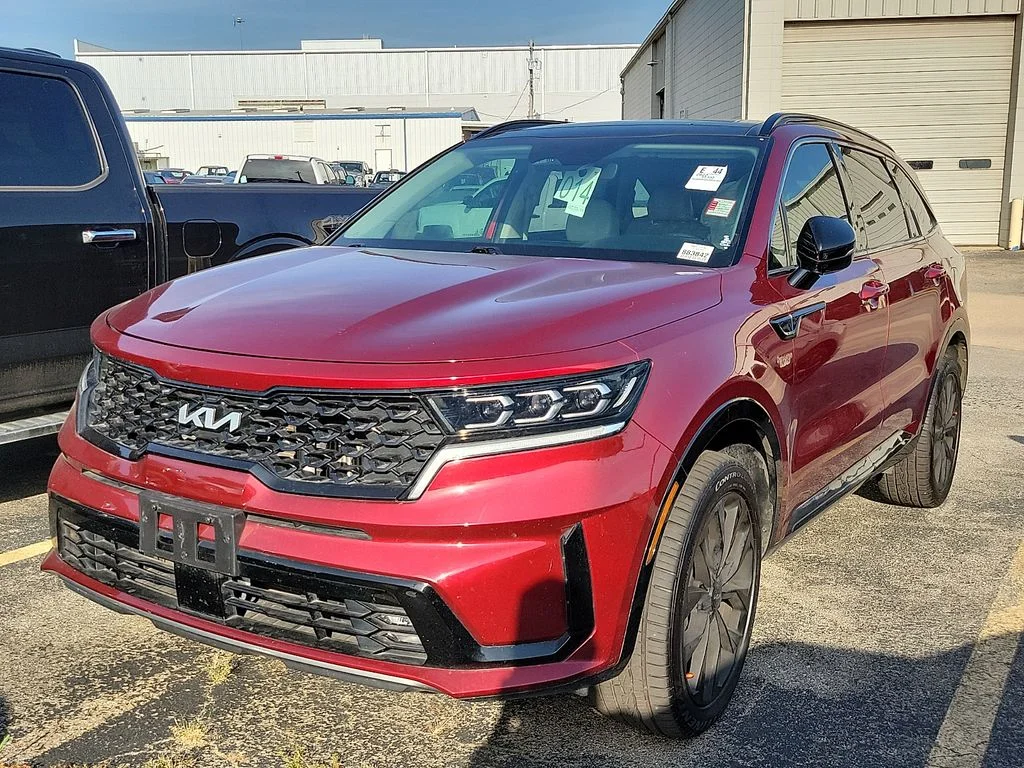 Used 2022 Passion Red Tintcoat Kia SX image 2