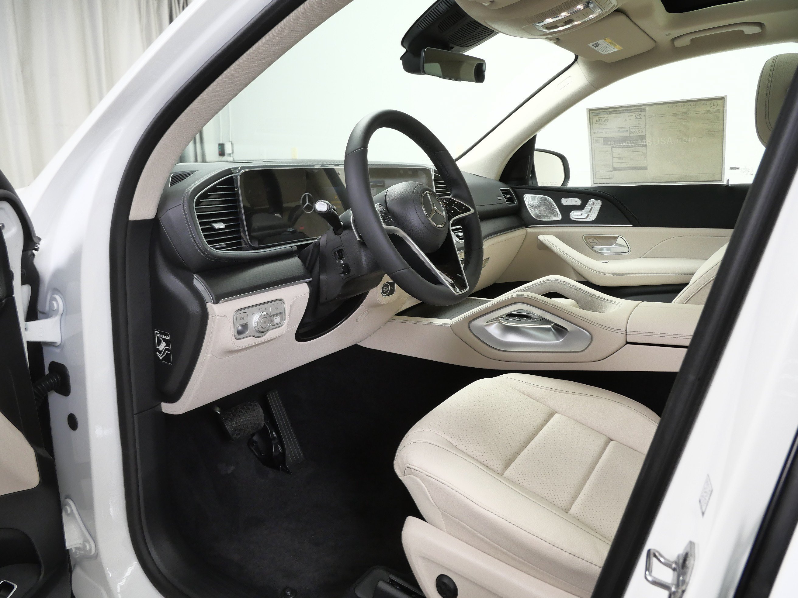New 2026 Polar White Mercedes-Benz GLE 350 image 7