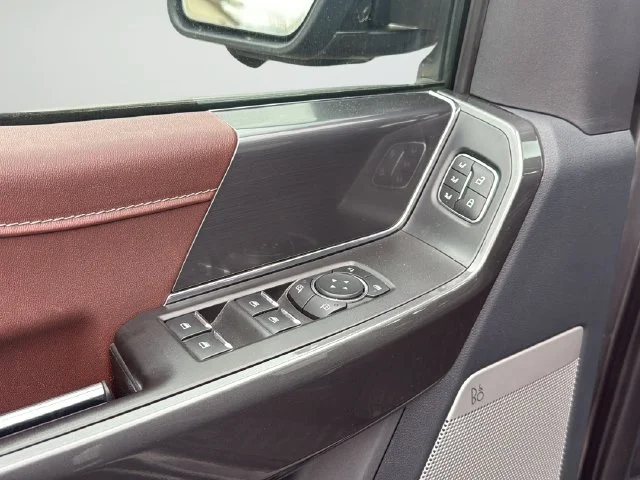 Used 2022 Gray Ford Lariat image 23