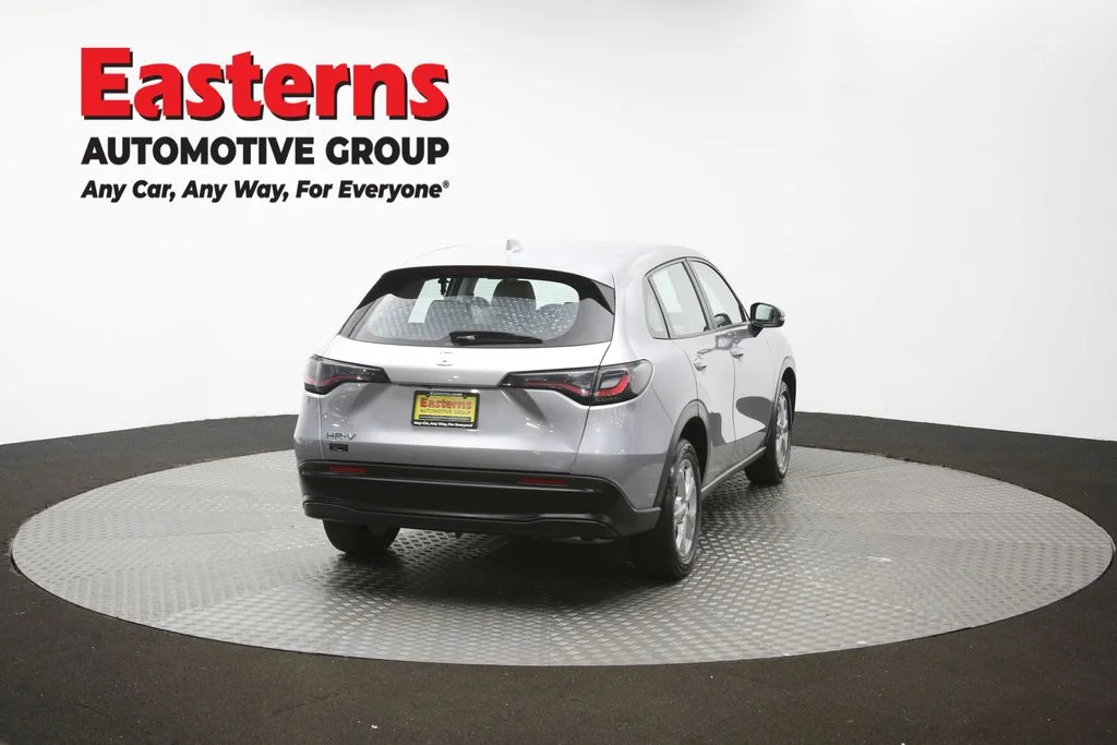 Used 2025 Silver Honda LX image 37