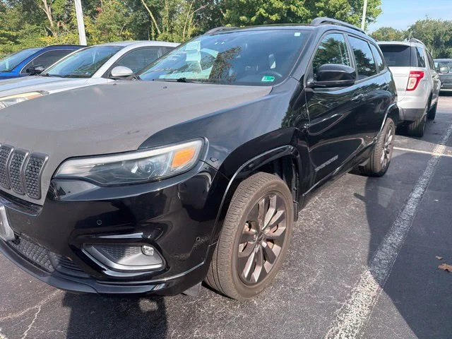 Used 2019 Diamond Black Jeep Limited image 6