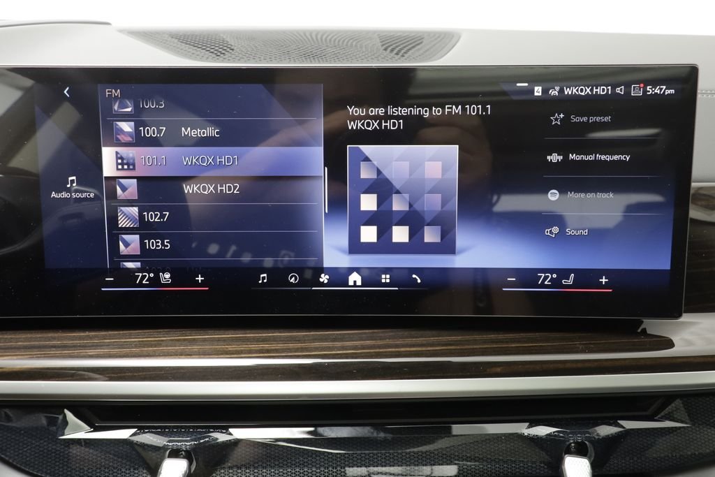 New 2026 Black Sapphire Metallic BMW xDrive40i image 11