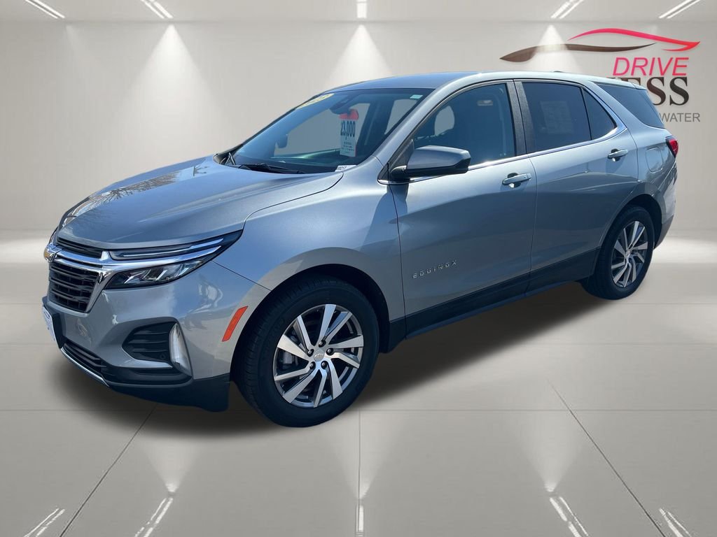 Used 2023 Gray Chevrolet LT image 3