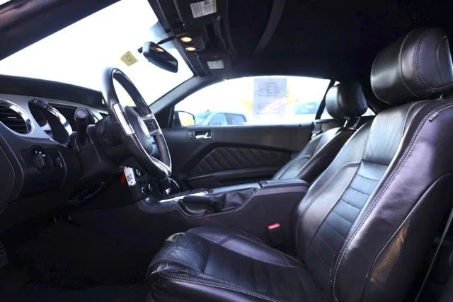 Used 2014 Silver Ford V6 Premium image 3