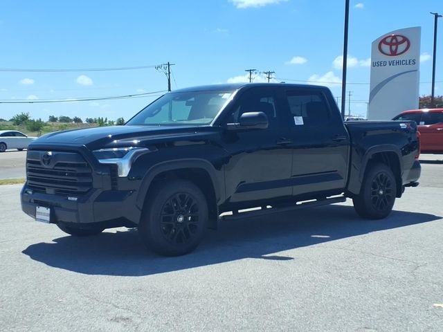 New 2026 Midnight Black Metallic Toyota  SR5 image 3
