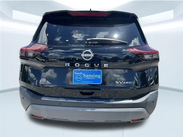 Used 2022 Black Nissan SV image 7