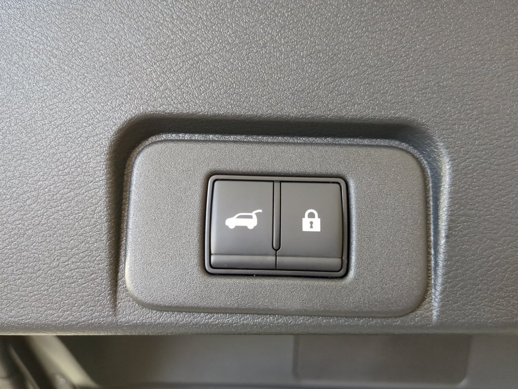 New 2026 Everest White Pearl TriCoat / Super Black Two-tone Nissan Platinum image 19