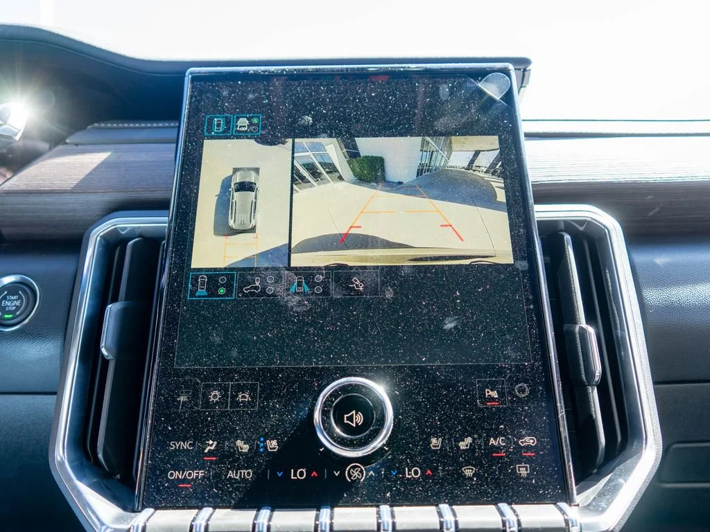 2026 GMC Acadia Denali - Photo 28