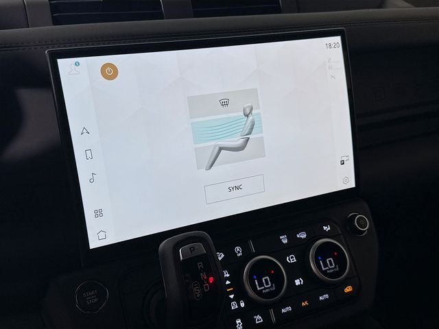 New 2026 Fuji White Land Rover X-Dynamic SE image 18