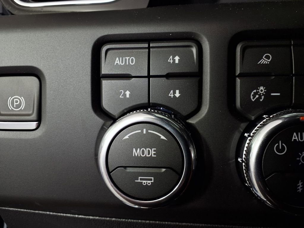 2026 GMC Sierra 2500HD Denali Ultimate - Photo 16