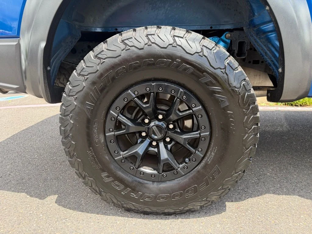 Used 2018 Lightning Blue Ford Raptor image 9