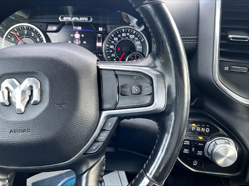 Used 2022 Silver Ram Laramie image 21