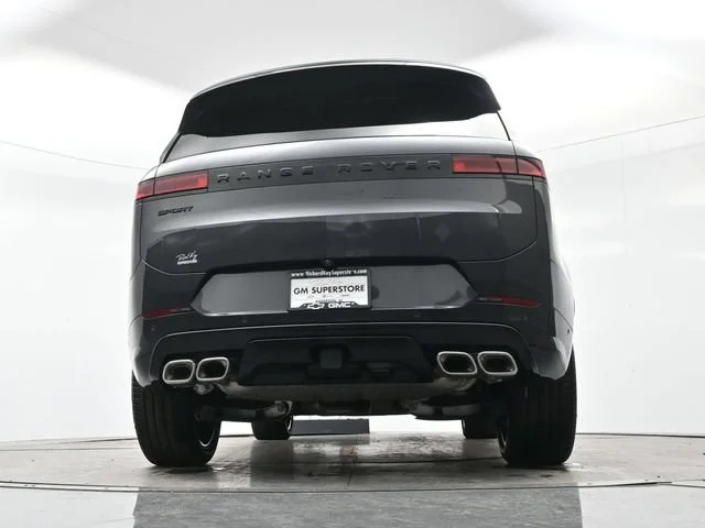 Used 2025 Charente Gray P Land Rover Autobiography image 29