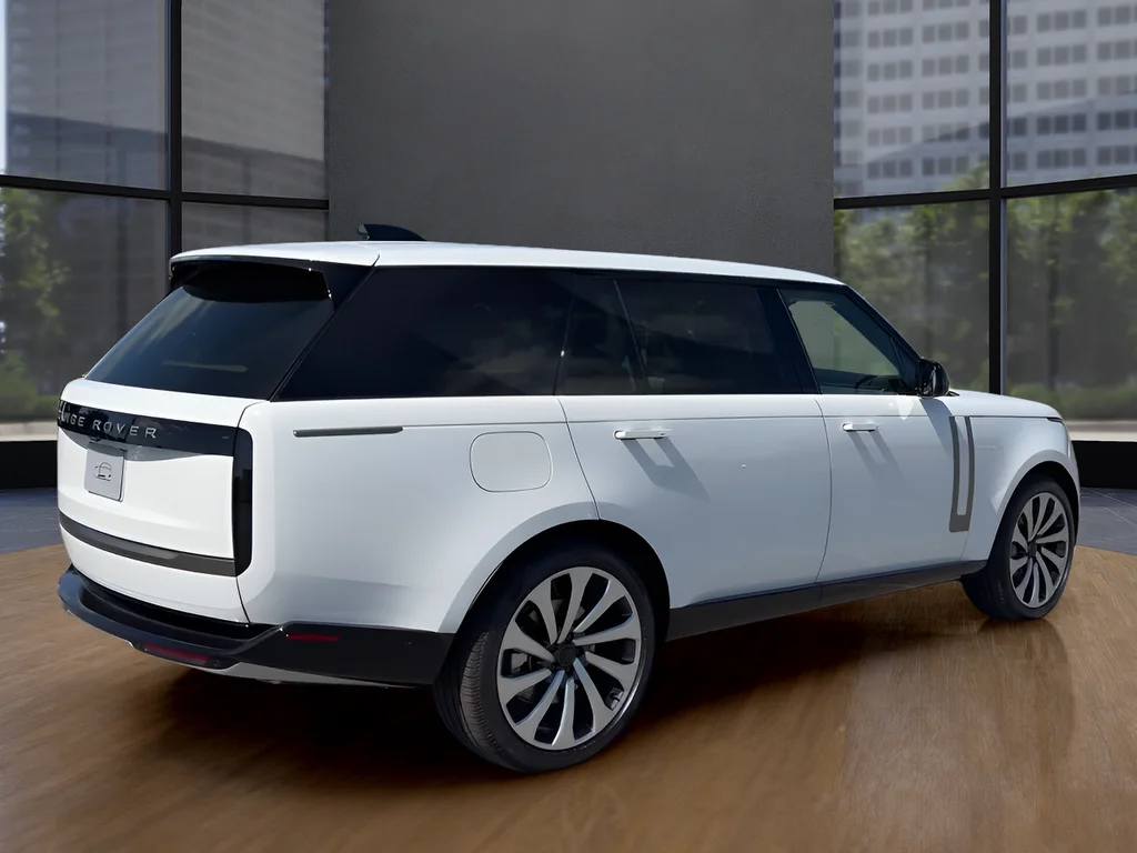 New 2026 White Land Rover SE image 5