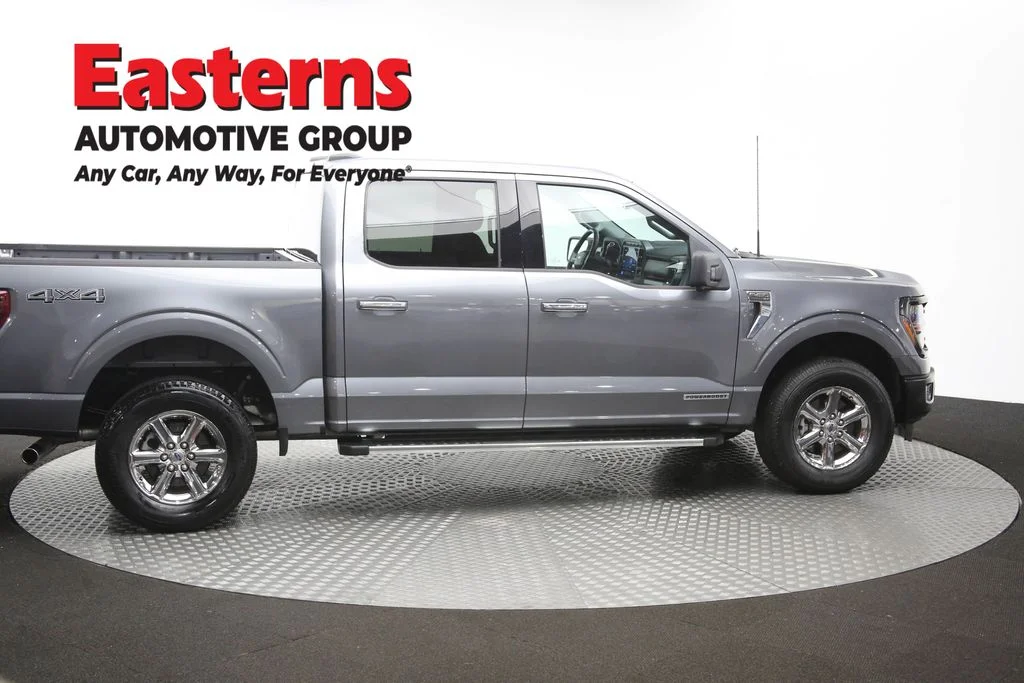 Used 2024 Gray Ford XLT image 44