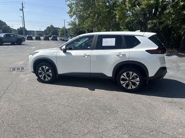 Used 2023 White Nissan SV image 8