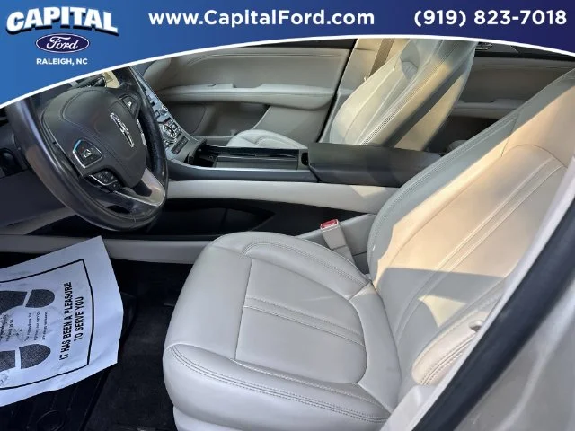 Used 2017 Gold Lincoln Premiere image 19