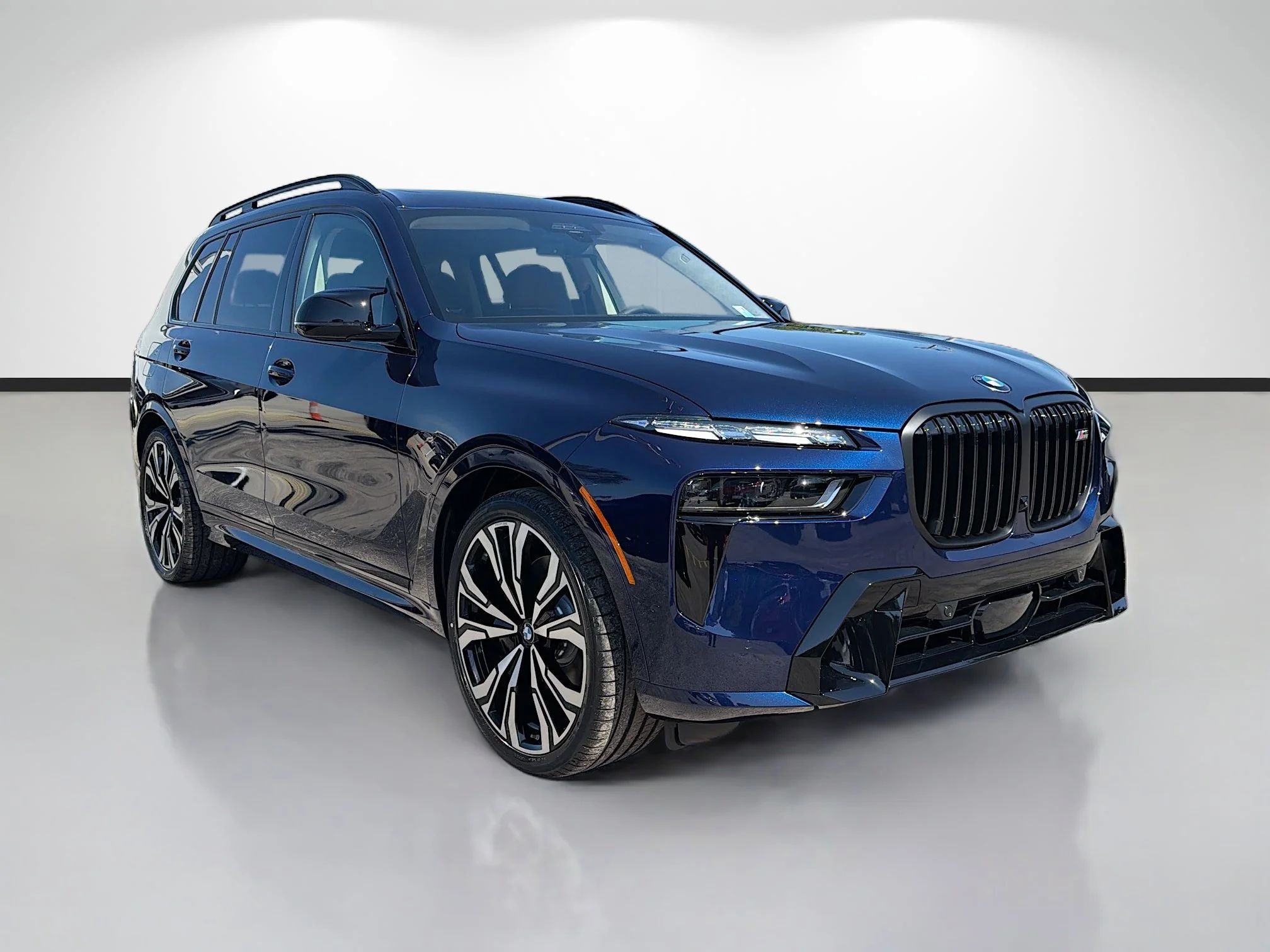 2027 BMW X7 M60i's photo