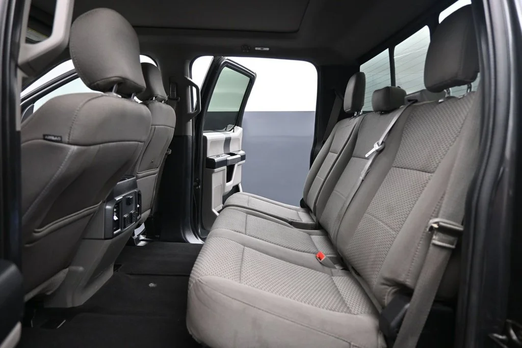 Used 2019 Gray Ford XLT image 16