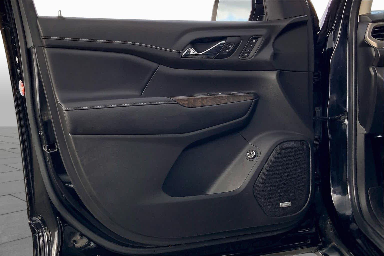 Used 2021 Ebony Twilight Metallic GMC Denali image 21